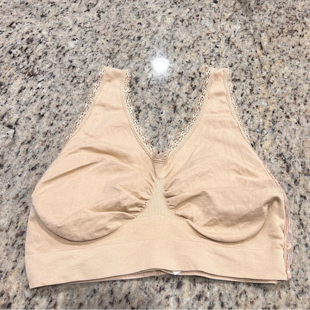 Lace‎ Trim Beige Bralette Size Large (Fits like a Medium)
